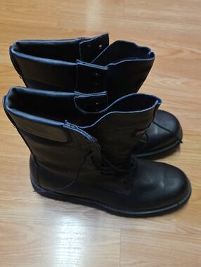3M Thinsulate Black Lace-Up Utility Boots